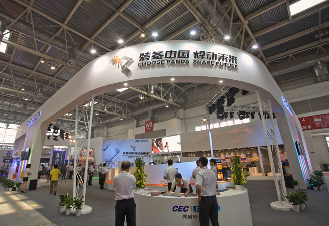 ��è����װ��<br/>17�찣ɭչ